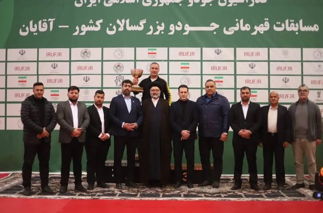 آتبین یحیایی 2