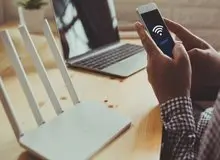 اینترنت «چراغ‌خاموش» گران شد/ امیر ناظمی: اگر هزینه اینترنت برای خانواده‌ها زیادتر شود از سبد خانوار حذف می‌شود
