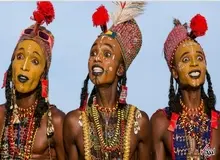 در این قبیله‌ آرایش مخصوص مردان است +تصاویر 