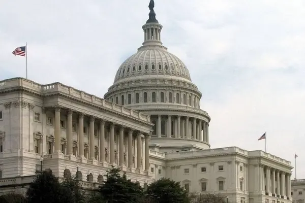 کنگره آمریکا قطعنامه محدود کردن اختیارات جنگی ترامپ را رد کرد