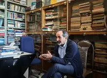 در جلسه تصمیم گیری برای بنزین آقای لیلاز و آقای عبدی و برخی دوستان حضور داشتند من "تنها مخالف" افزایش قیمت بنزین بودم/ به نوبخت گفتم که هر نوع سیاست شما تهران را به آتش خواهد زد، گوش نکرد!