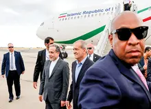 ارگان رسانه ای نزدیک به سپاه: ایده یک طیف سیاسی مبنی بر «دیدار پزشکیان با ترامپ در نیویورک» ساده لوحانه است