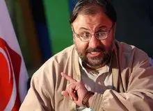 طعنه روزنامه اطلاعات به صادق کوشکی:تندروهایی که برگزاری کنسرت را معادل کودتای برهنگان می دانند، متوهم هستند