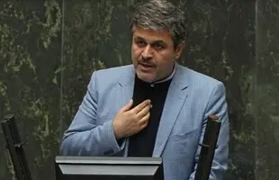 تاج‌گردون: دولت می‌تواند قیمت بنزین را به ۲۰ هزار تومان هم برساند