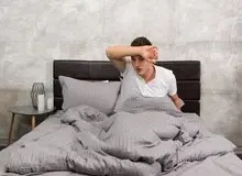 ۷ دلیل برای تعریق شبانه/ راهکارهای درمانی برای تعریق های شبانه  