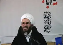 حاج علی‌اکبری: دعوتنامه دانشگاه‌های آمریکا افتخاری ندارد؛ شیطان هم هر روز برای ما دعوتنامه می‌فرستد