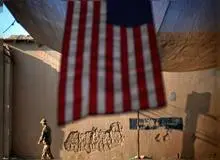 طالبان سفارت آمریکا را اشغال نکردند، شعار نوشتند/ عکس