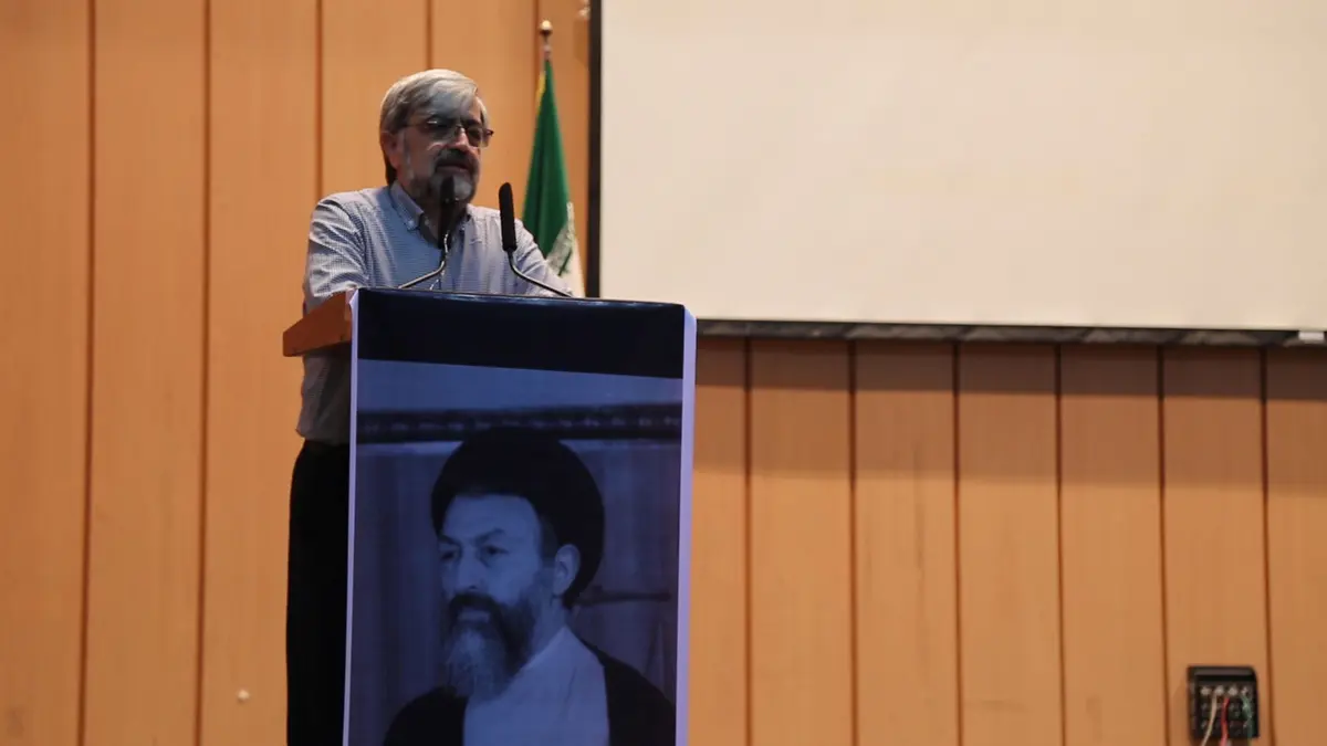 Sequence 02.02_10_27_06.Still009