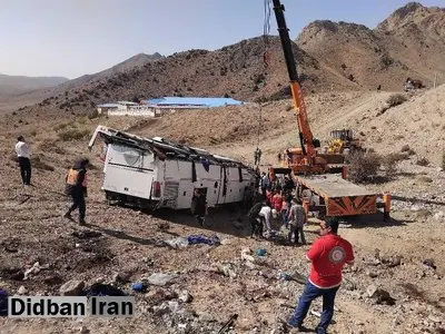 علت واژگونی اتوبوس در جاده فیروزکوه خستگی و خواب‌آلودگی راننده بود