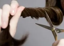 حکم معلمی که موی ۹ دانش‌آموز را قیچی کرده بود، صادر شد
