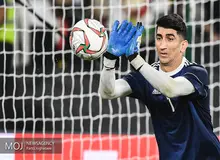 بیرانوند در بازی مقابل خنت در ترکیب اصلی است؟
