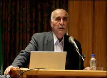  ایرج فاضل: با مهاجرت استادان علوم پزشکی آینده این علم خوب نیست/ تا تعرفه ها اصلاح نشود اوضاع همین است