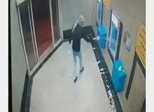 دستگیری مردی که عابربانک آتش می زد