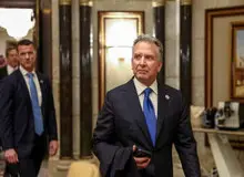 تکذیب اهدای فرش نفیس ابریشمی از سوی عراقچی به ویتکاف