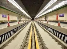 اقدام به خودکشی یک زن در متروی کرج/زن ۵۰ ساله ۲ پای خود را از دست داد