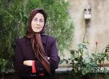 فاطمه صادقی خلخالی: پدرم مهربان نبود/ از من خواهش کرد به خاتمی رأی بدهم