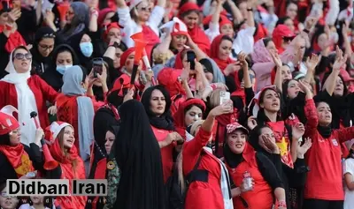 کیهان: زنان هم از رقابت با بی‌اخلاقی تماشاگران آقا جا نماندند 