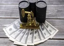 مدیرعامل اسبق شرکت بازرگانی نفت ایران:  سال ۱۴۰۲ تراستی‌های نفتی ۱۱ میلیارد دلار پس نداده بودند / این افراد با پول نفت کشور یک شبه مالک خودرو‌های رولز رویس در امارات شدند و امروز با محافظ تردد دارند 