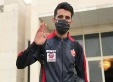 پیام احساسی بشار رسن برای خداحافظی با پرسپولیس: همه در باشگاه می‌دانستند من قصد جدایی دارم؛ اما برای کمک به تیم در فینال ماندم