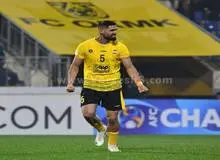 رضا اسدی از پرسپولیس به AFC شکایت کرد