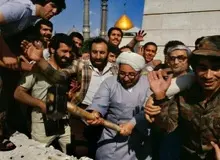 خلخالی: مقبره رضاشاه را تبدیل به آبریزگاه، دستشوی و رختشویی کمیم 