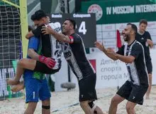 تاریخ سازی گلساپوش یزد/گلسایی‌ها در یک قدمی فتح جهان