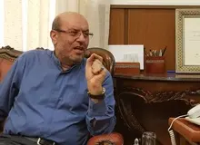 سردار دهقان: پذیرش قطعنامه عقلانی و مصلحت بود/  اگر دیوانه‌ای اولین شلیک را انجام داد، دایره آتش محدود به منطقه نمی‌شود/جنگ به نفع ما خاتمه پیدا کرد و تمام.


