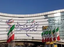 همه آنچه در روز نهم جشنواره فیلم فجر گذشت/ از حضور چهره‌های سیاسی در سینما تا کنایه مهناز افشار به خبرنگاران