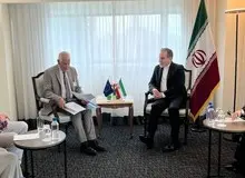 مسئول سیاست خارجی اتحادیه اروپا به عراقچی: ایران به روسیه راکت کوتاه برد ارسال کرده است