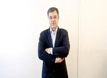 احمد نقیب‌زاده: شاه تعهد بین‌المللی داشت که جلوی کمونیسم را بگیرد و به همین دلیل به نیروهای مذهبی میدان داد/  استقرار نظم ضرورت بیشتری نسبت به دموکراسی دارد/ دولت را هرچه بیشتر بترسانیم، سخت‌گیرتر می‌شود