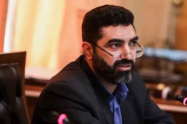 راستینه، نماینده مجلس: پاسخ ایران تا تنبیه و شکست آمریکا و اسرائیل ادامه خواهد داشت/  پاسخ ایران، به علت میزبانی کشورهای همسایه از آمریکا بود