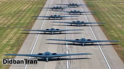 پرواز هم‌زمان ۱۲ بمب‌افکن B-۲