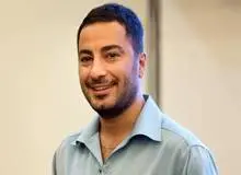 توقیف نمایشی که نوید محمدزاده تهیه کننده اش بود