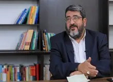 فواد ایزدی، تحلیلگر سیاست خارجی: ممکن است آمریکا، حتی وسط مذاکرات به ایران حمله می‌کند/ در صورت رسیدن به توافق جدید، تحریم‌های نفتی و بانکی برداشته نخواهد شد/ در باغ سبزی که ترامپ از توافق به ایرانی‌ها نشان می‌دهد، دروغ است 