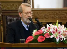 رویارویی علنی تندروها و میانه روهای اصولگرا پس از انصراف لاریجانی