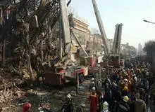 دو دستگاه جرثقیل دیگر در راه پلاسکو/ سرشاخ شدن آتشنشانان با سازه 100 تنی در ضلع غربی پلاسکو