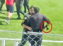 ورزشگاه‌ها کارشان از فحش ناموسی مسئولان تیم‌ها گذشته؛ حالا دیگر هواداران با تبر به جان هم می افتند