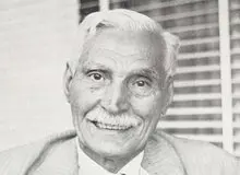 بزرگداشت جبار باغچه‌بان در جشن صد سالگی تئاتر کودک