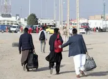 وزیر کشور: ترک کشور توسط اتباع غیرمجاز را تا پایان سال ۱۴۰۳ پیگیری می‌کنیم