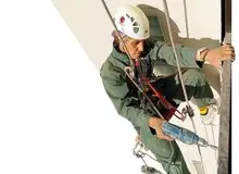 روایت زن صخره‌نوردی که با کار در ارتفاع بیش از ۳۰ متر کسب روزی می‌کند