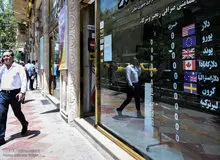  چرا بانک مرکزی دلارهای بازار را جمع کرد؟/ در صرافی ها دلار نیست!