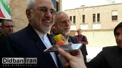بازدید ظریف از ستاد انتخابات خارج از کشور در وزارت خارجه