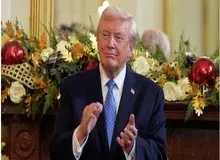 تبریک کریسمس توسط ترامپ با کنایه به دموکرات‌ها درباره پرونده «جفری اپستین»