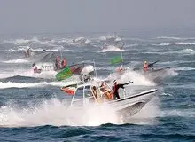  مقابله ناوگان انگلیس و آمریکا با قایق‌های سپاه در تنگه هرمز