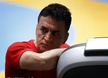 محمد بنا: تمام داشته‌هایمان را در کشتی فرنگی سوزاندیم
