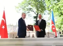 سفیر پیشین ایران در باکو در واکنش به بیانیه جدایی طلبانه رؤسای جمهور ترکیه و آذربایجان: مراقب تحرکات آنکارا و مسکو در شمال ارس باشیم