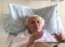 ببینید: آواز خوانی امین الله رشیدی روی تخت بیمارستان+ فیلم 