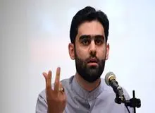 توهین مجری نزدیک به جبهه پایداری به علی دایی؛ مرد باش تا روز سقوط جمهوری اسلامی کاسبی نکن!
