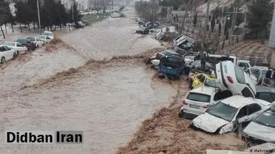 ویدئو/ سیل ویرانگر در شیراز / حمل خودروهای مسیر دروازه قرآن توسط سیل