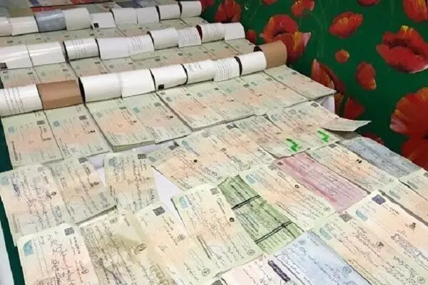 پلیس فتا: «سلطان چک» سالانه ۱۰هزار برگ چک خریدوفروش می کرد